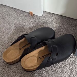 Cushionaire Black Slip-On Clogs